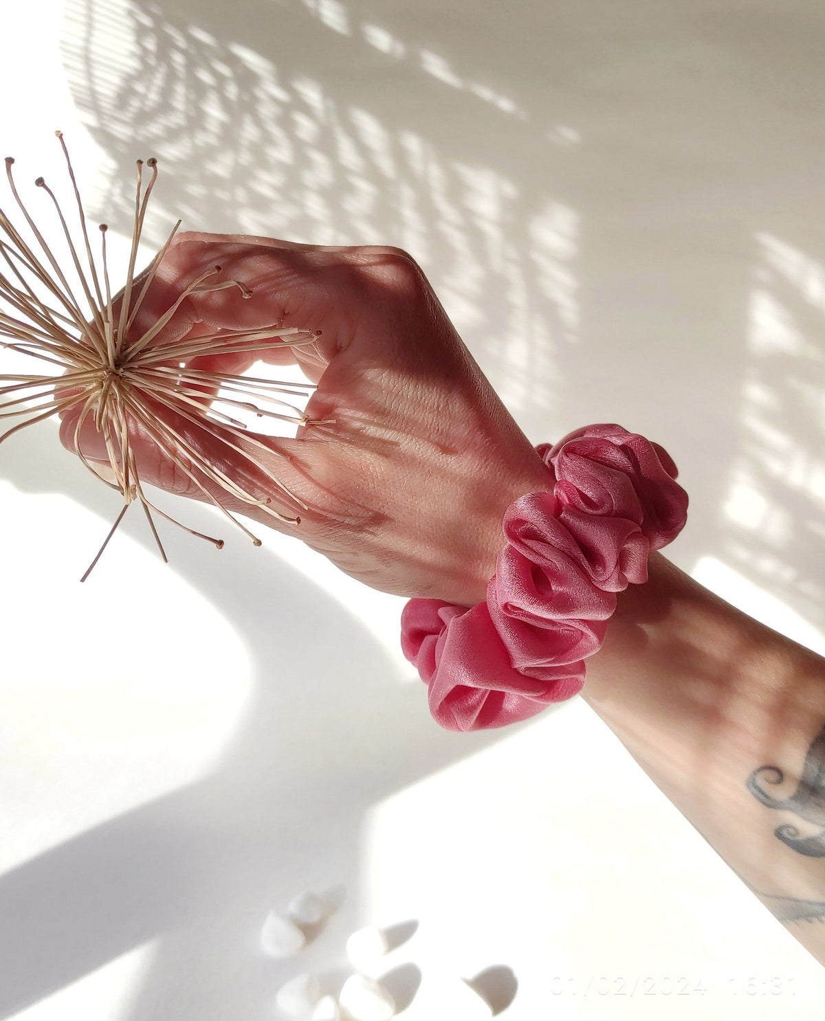 Botanically dyed silk scrunchie, Medium pink organic hair tie, Ecofriendly natural elastic for curly hair