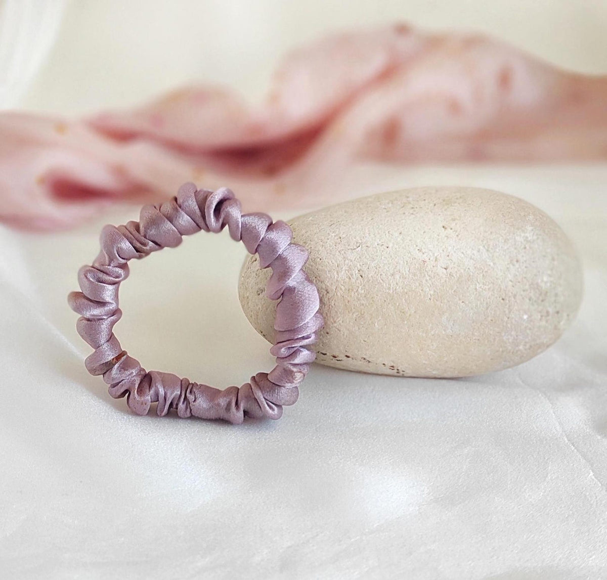 Natural Print Silk Scrunchie, Hand-Dyed Organic Hair Tie, Botanical dyed elastic for Christmas day gift