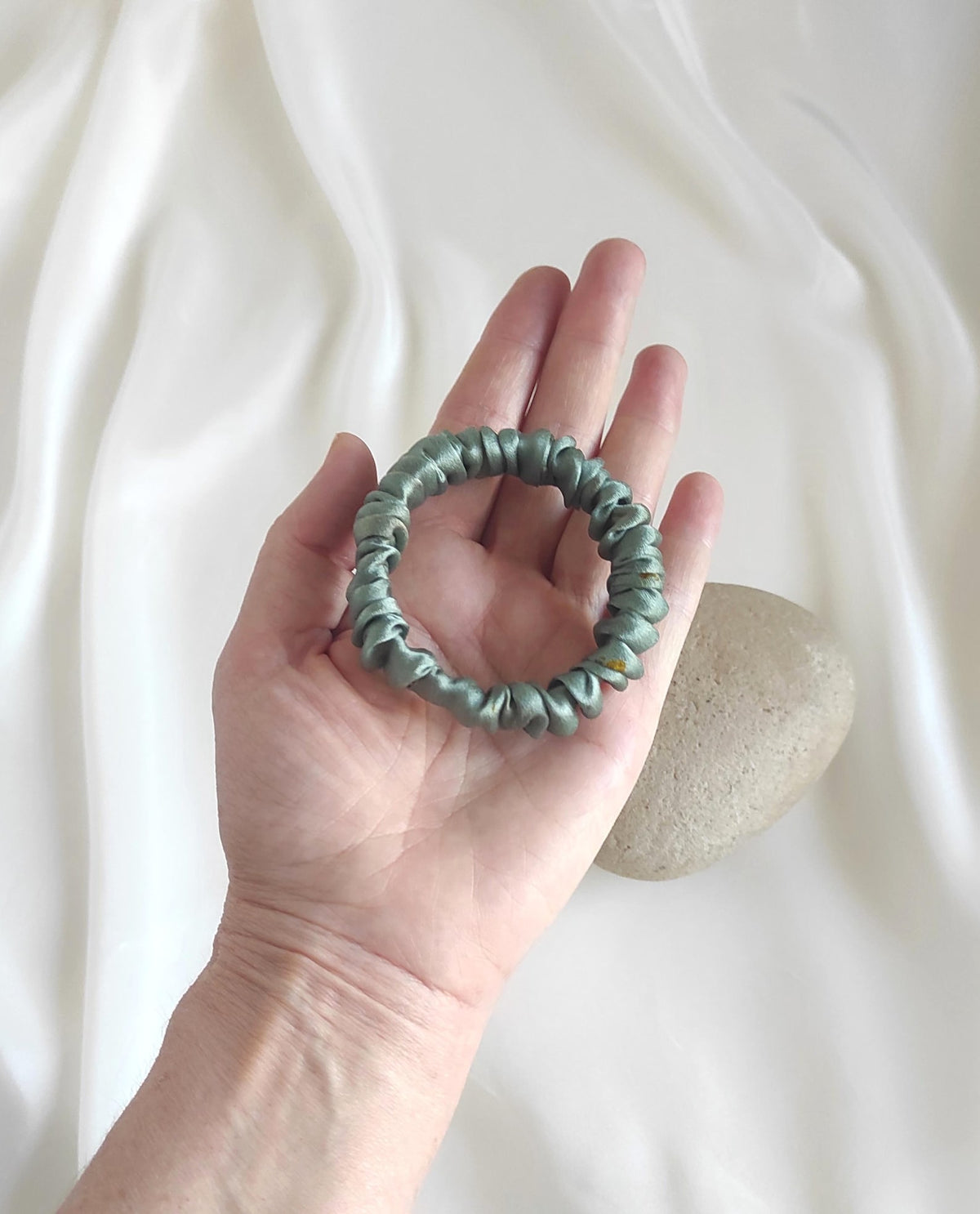 Botanical dyed silk scrunchie, Sage green hair tie, Ecofriendly hair elastic for winter gift
