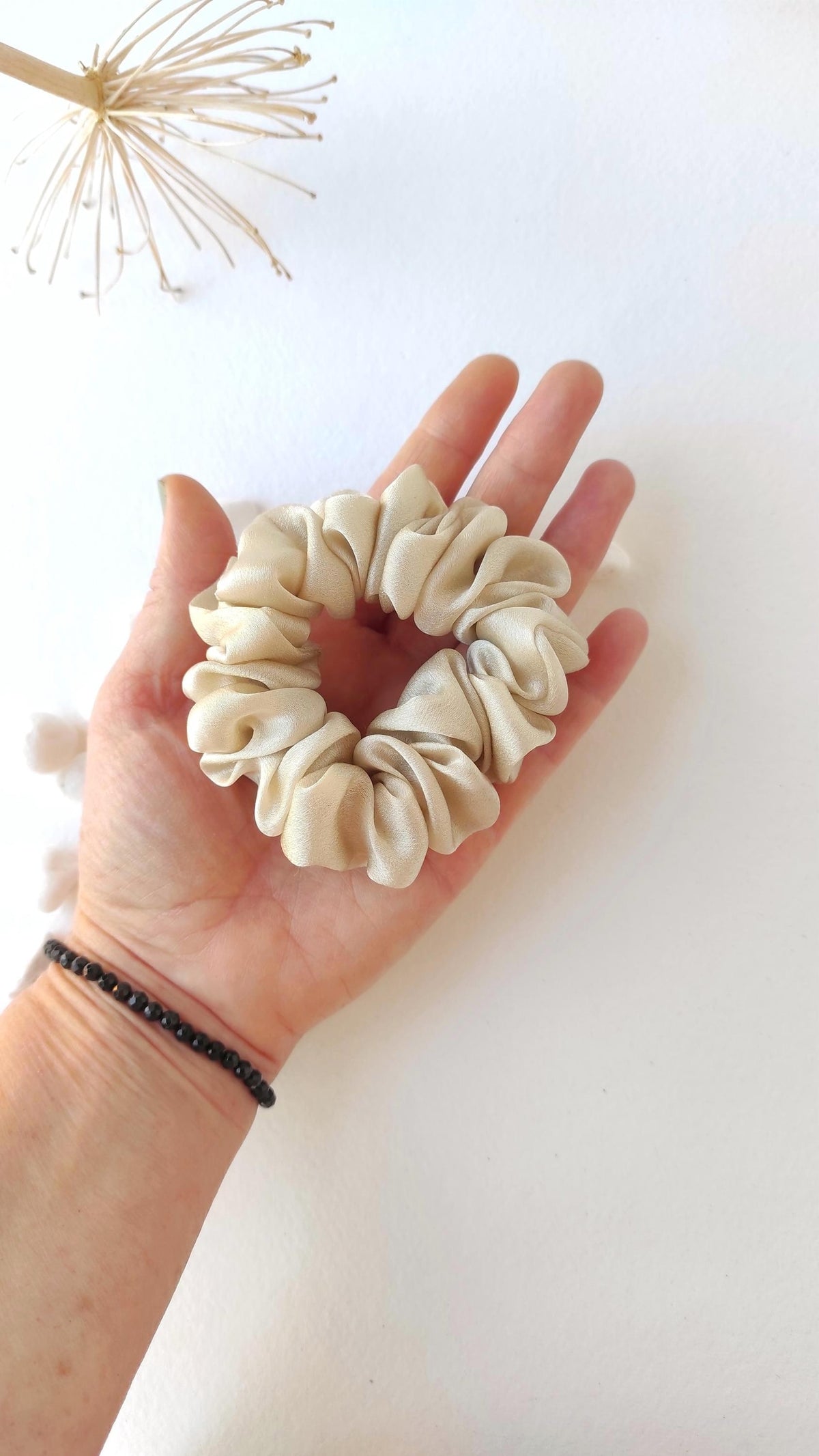 Plant dyed silk scrunchie, Light brown color hair tie, Natural botanical dyes scruchy, Sustainable hair accessory