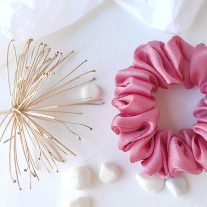 Botanically dyed silk scrunchie, Medium pink organic hair tie, Ecofriendly natural elastic for curly hair