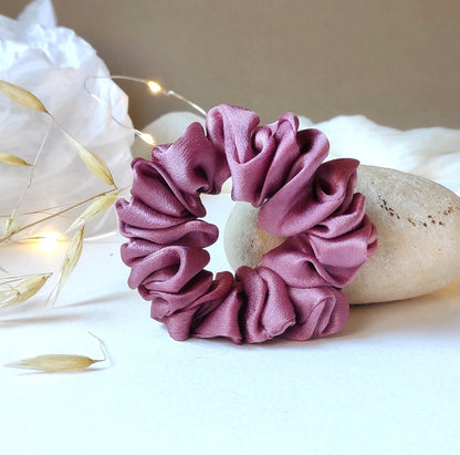 Mauve Organic Silk Scrunchie, Botanical Dyed Hair Tie, Sustainable hair elastic for gift summer