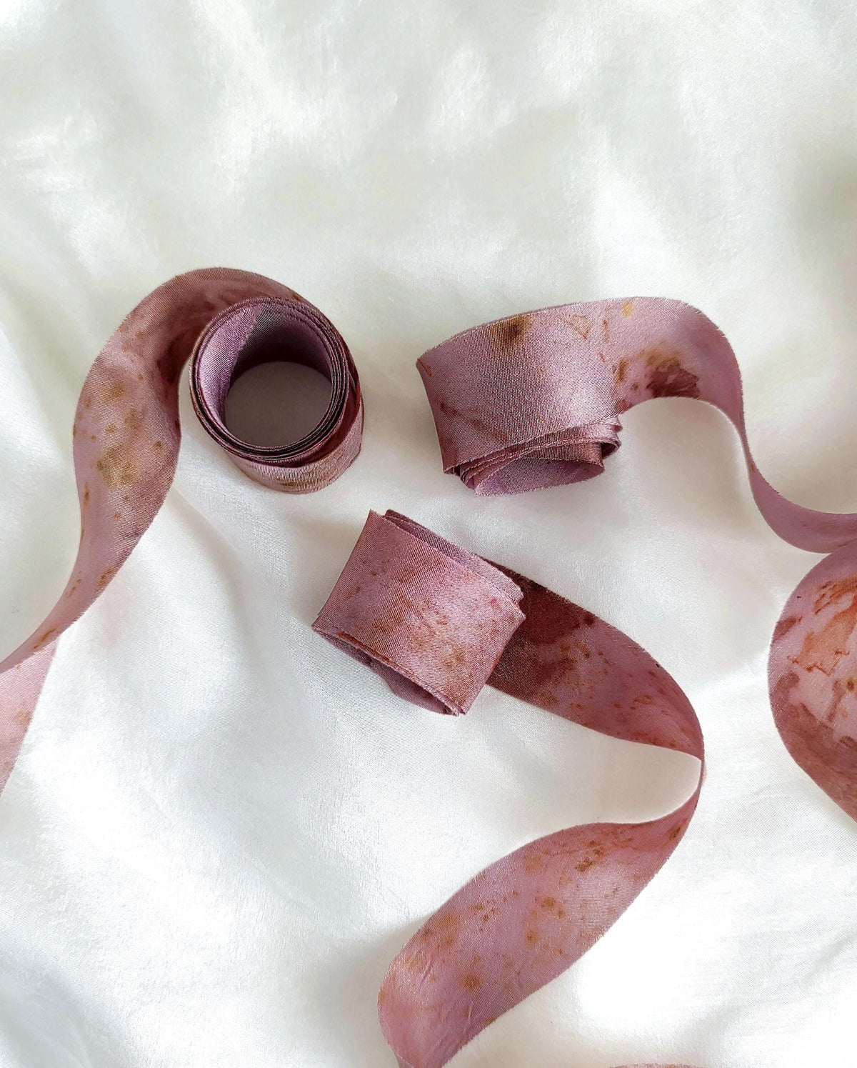 Hand dyed purple silk ribbon, Botanical print thin organic ribbon, Ecological raw edge ribbon for boho style