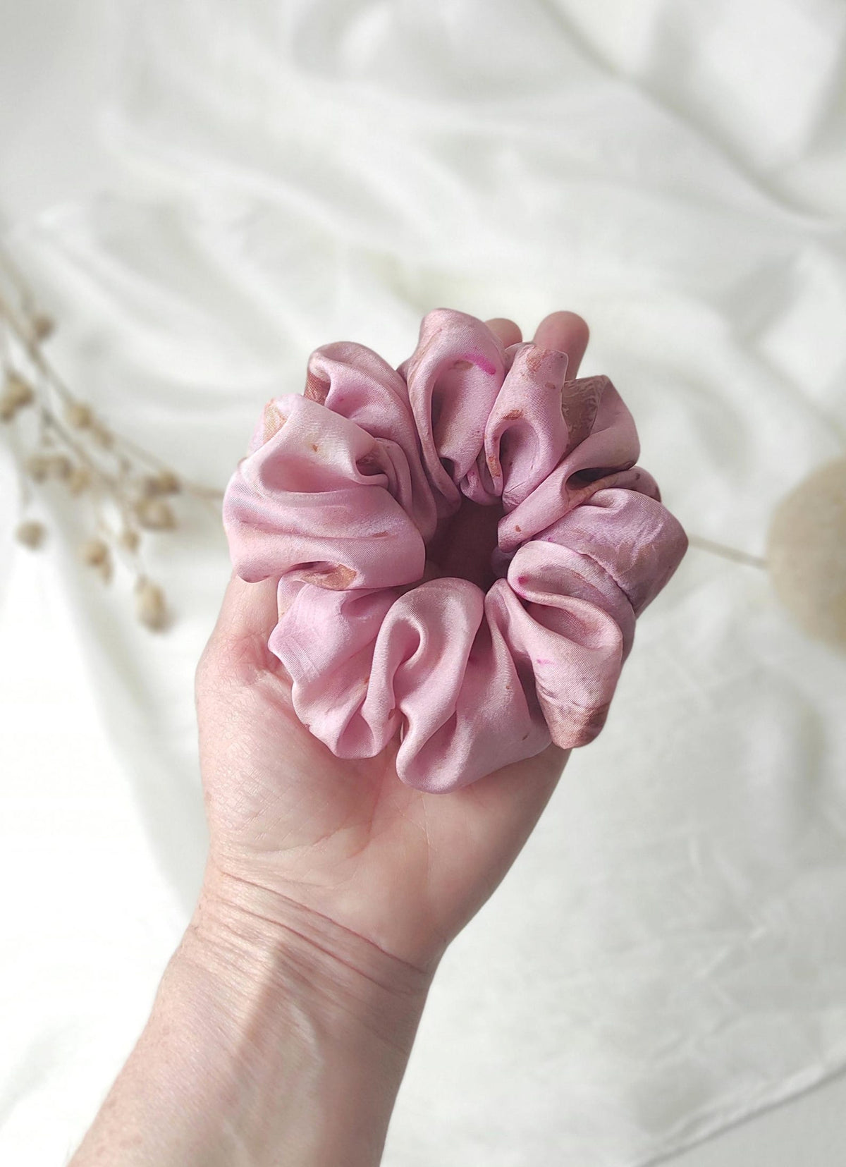 Mauve silk hair scrunchie, Botanical print hair tie, Plant-dyed hair elastic for mom