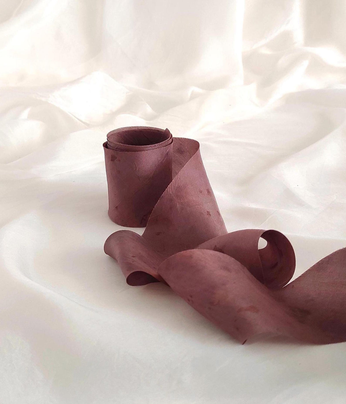 Dusty red silk ribbon, Botanical dyed organic ribbon for bridesmaid , Eco-friendly gift wrap for bridal bouquet