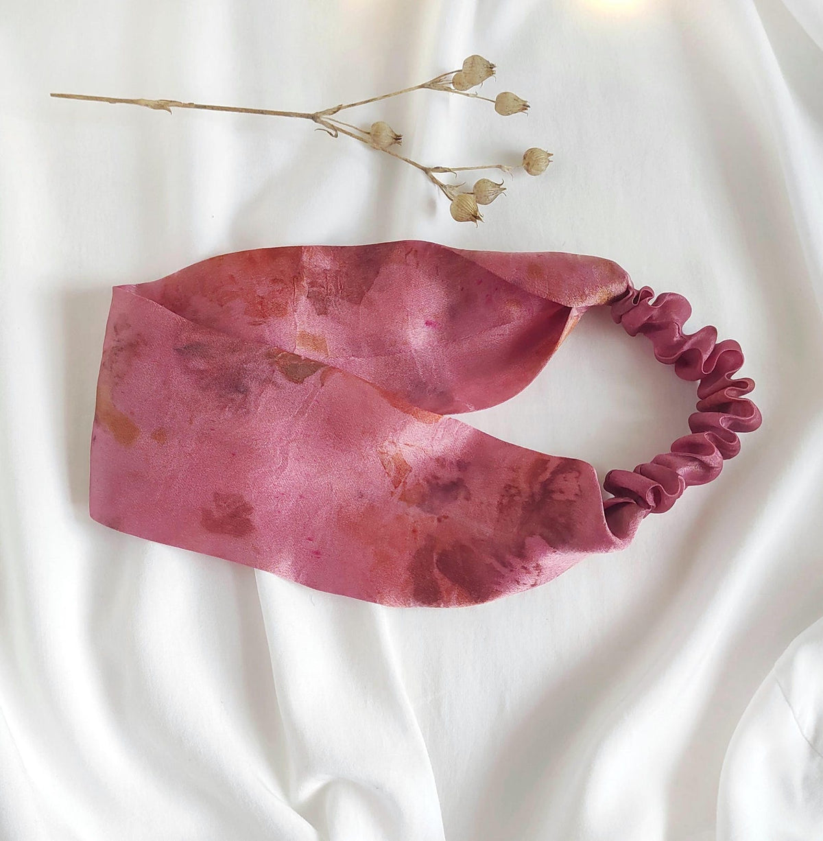 Natural print dyed silk Headband wide, Dyed organic silk hair band in tone pink, Pure silk elastic hairband for winter