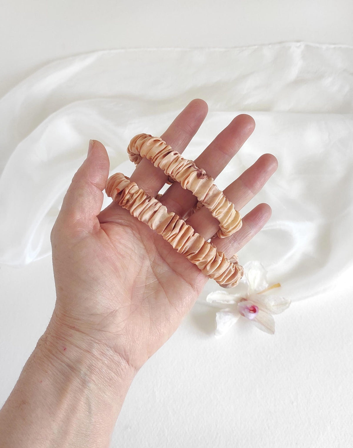 Organic silk headband with leaf natural print, Botanically dyed thin headband light orange color, Ecofriendly stretchy hairband gift for her