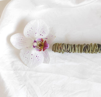 Botanically Dyed Mulberry Silk Headband, Eco-Print Floral Hair Elastic, Sustainable Organic Band