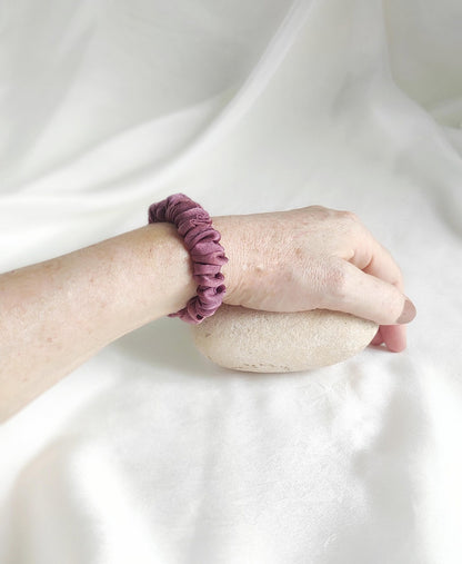 Dyed silk scrunchie in mauve colors, Botanically dyed hair elastic , Thin organic scrunchy , Sustainable elastics for gift