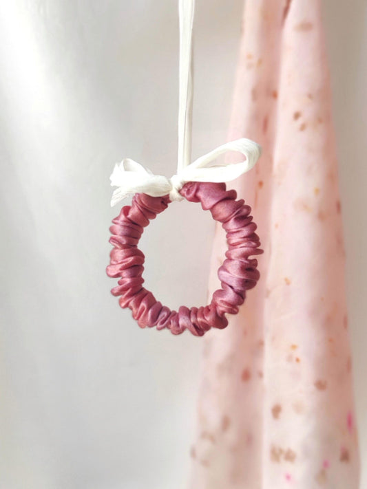 Plant dyed satin silk scrunchy, Pink color hair tie, Natural Print organic hair elastic for sister
