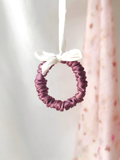 Dyed silk scrunchie in mauve colors, Botanically dyed hair elastic , Thin organic scrunchy , Sustainable elastics for gift