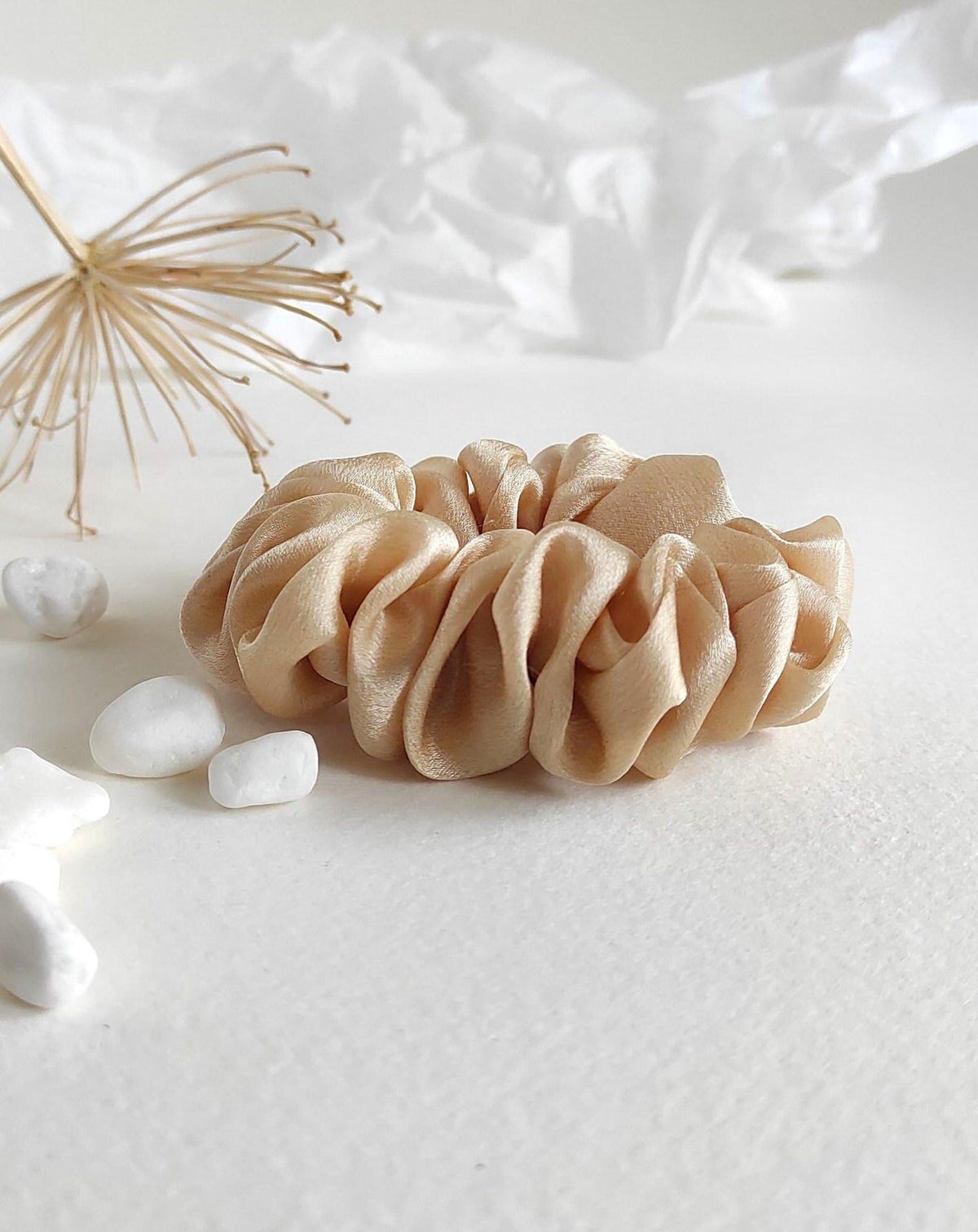 Nude color silk scrunchy naturally dyed, Mulberry silk hair tie scrunchie soft for bridesmaid, Hand dyed natural hair tie for summer